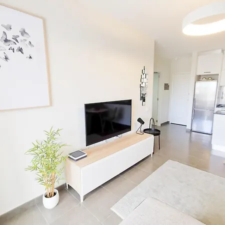 Iguazu 210 Stylish By Pride *